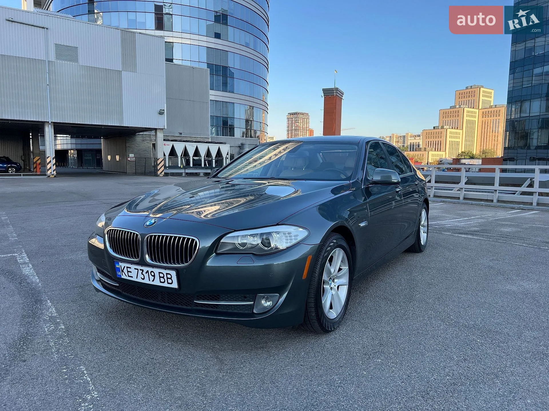 2012 BMW 5er - мініатюра 2