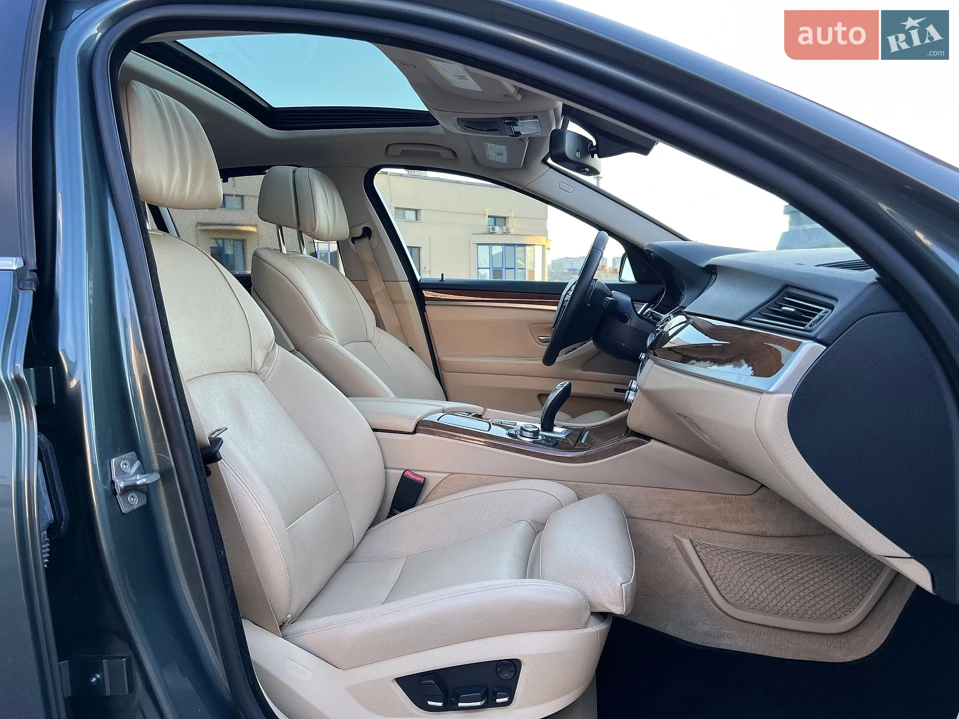 2012 BMW 5er - мініатюра 28
