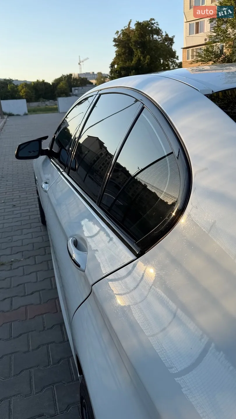 2013 BMW 5er - мініатюра 23