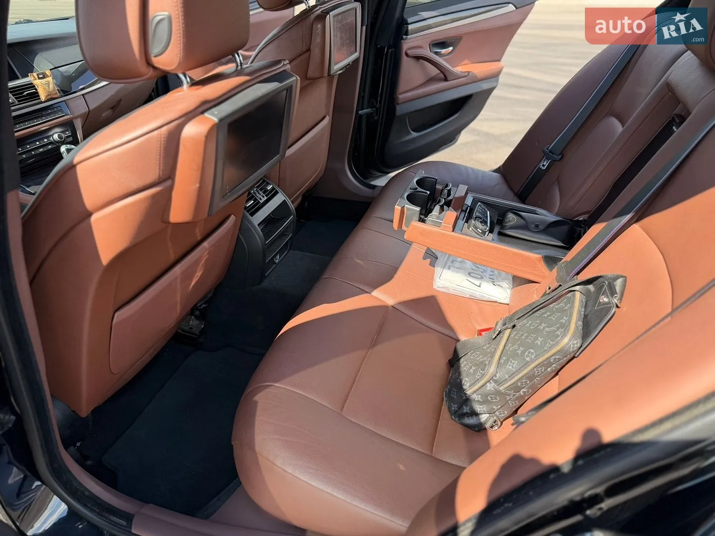 2011 BMW 5er - мініатюра 39