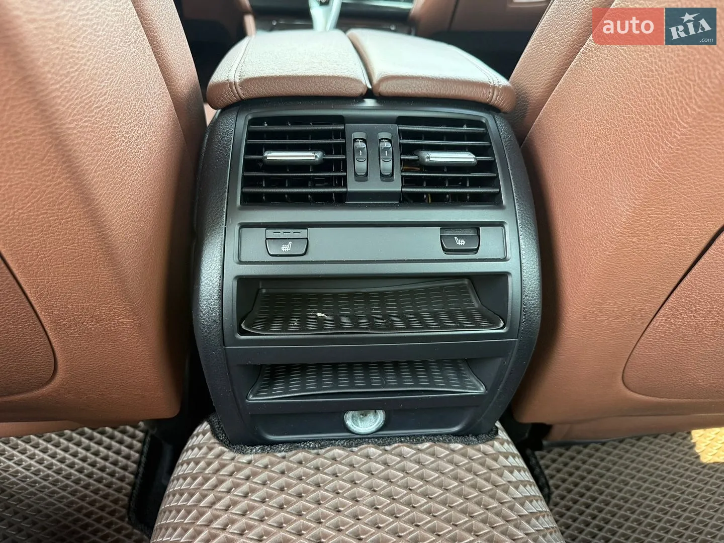 2012 BMW 5er - мініатюра 22