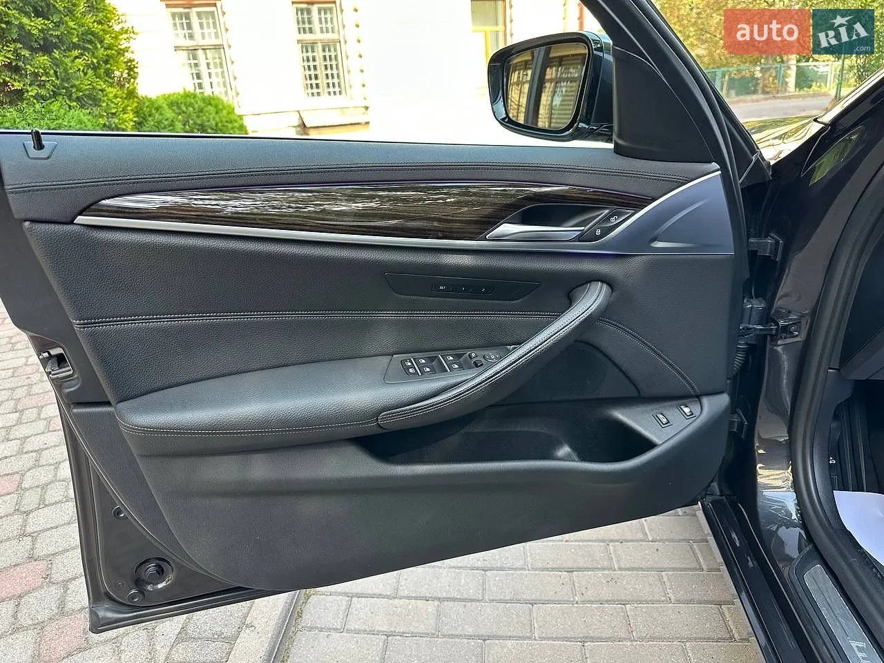2020 BMW 5er - мініатюра 10
