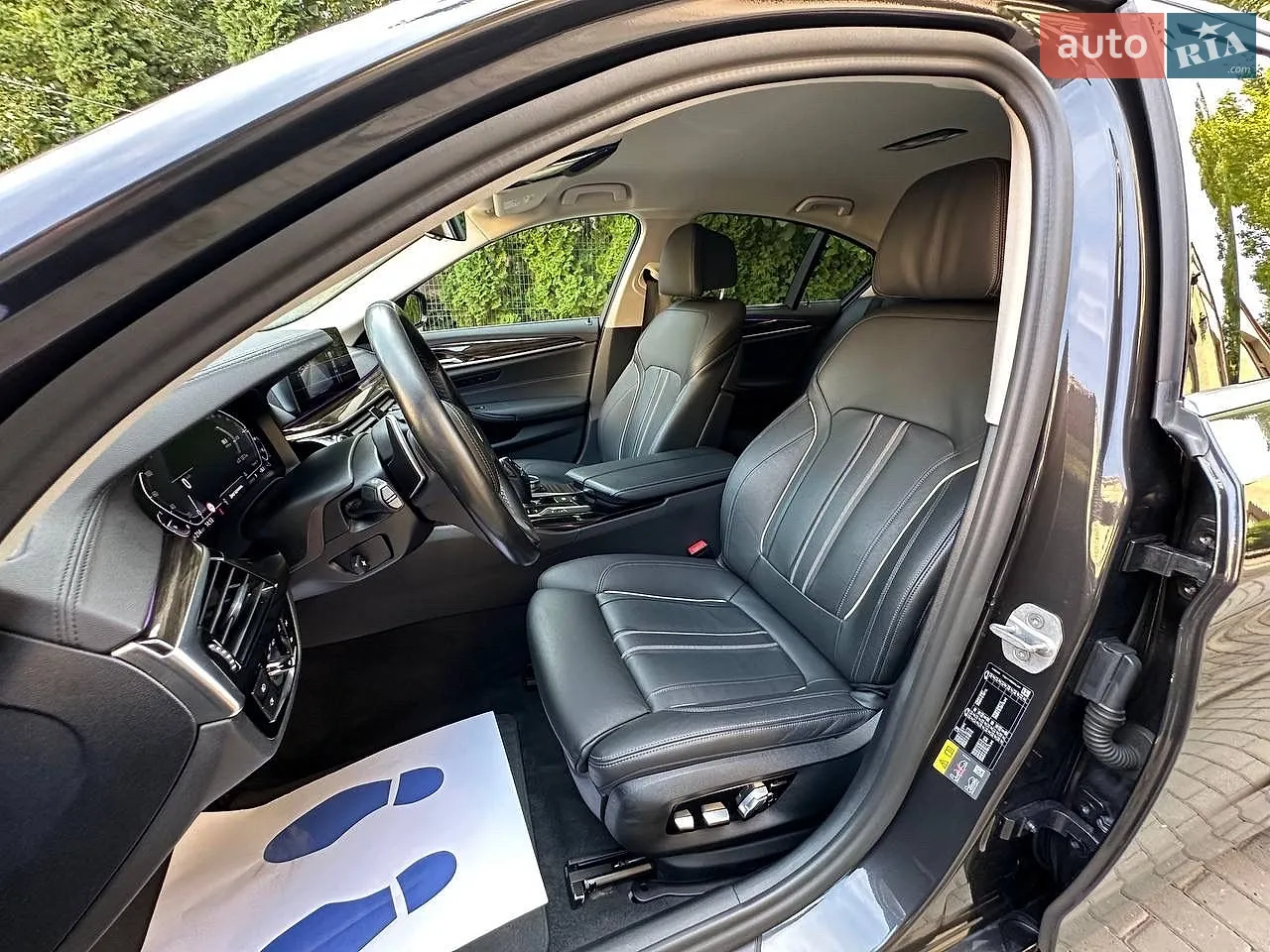 2020 BMW 5er - мініатюра 11