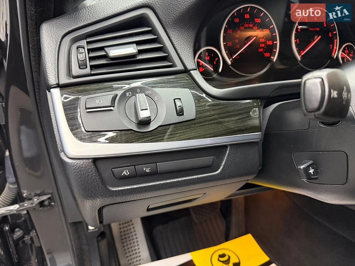 2013 BMW 5er - мініатюра 12