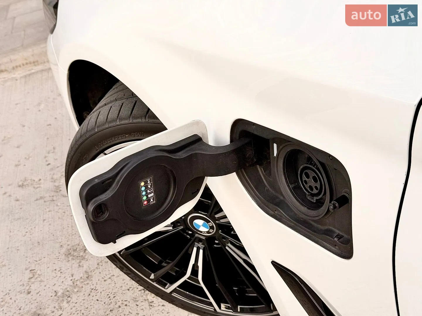 2022 BMW 5er - мініатюра 22