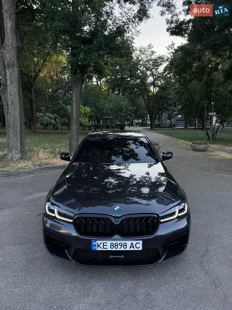2017 BMW 5er - фото 1