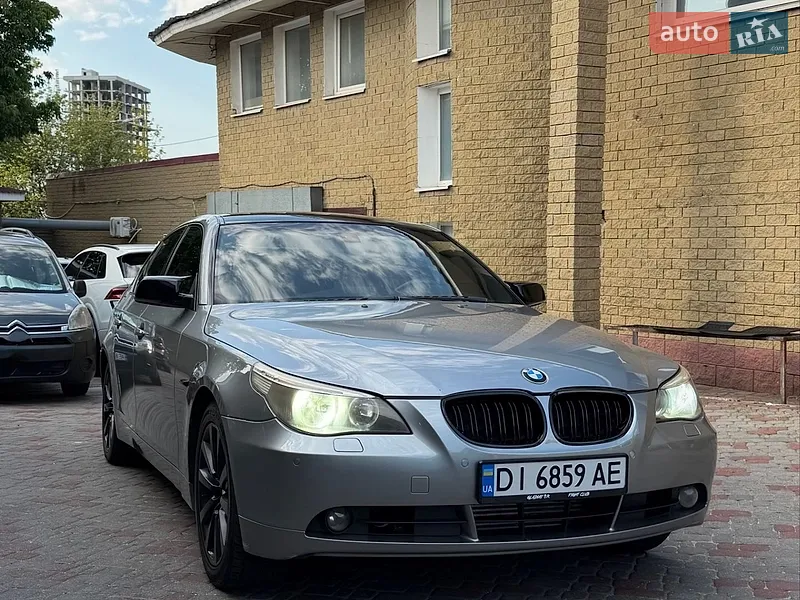 BMW 5 Series 2003