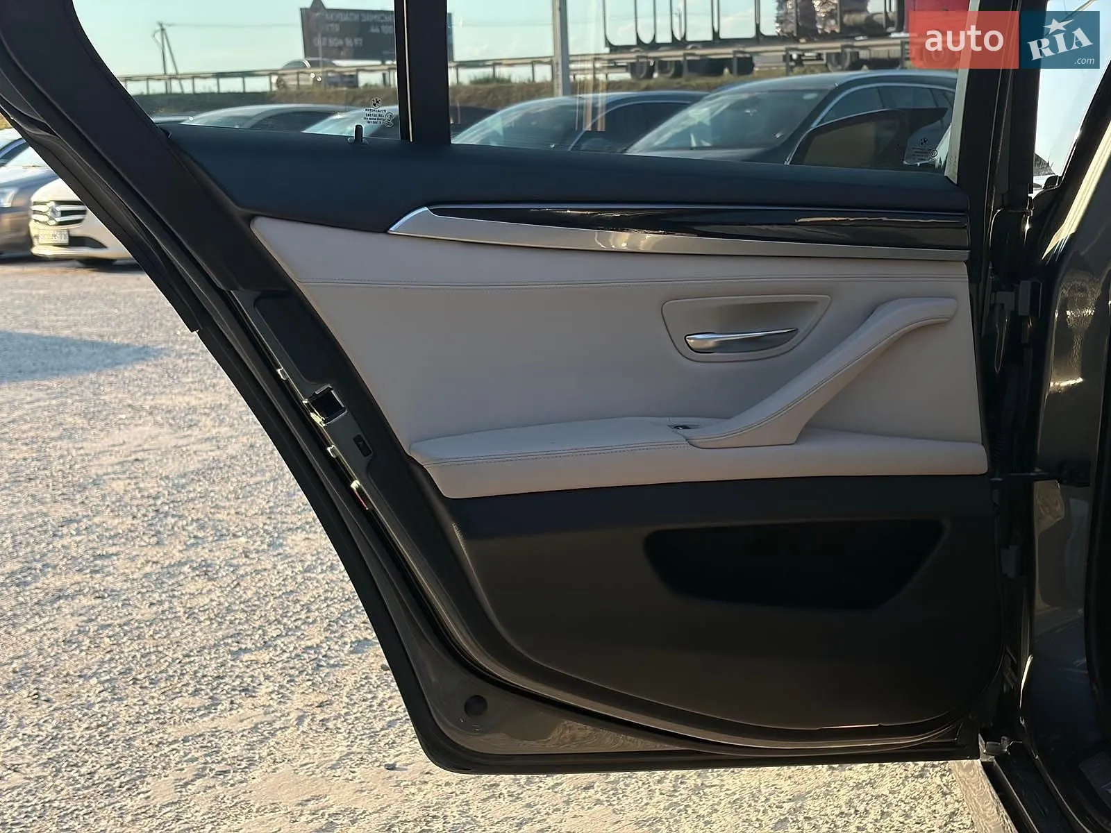 2014 BMW 5er - мініатюра 22