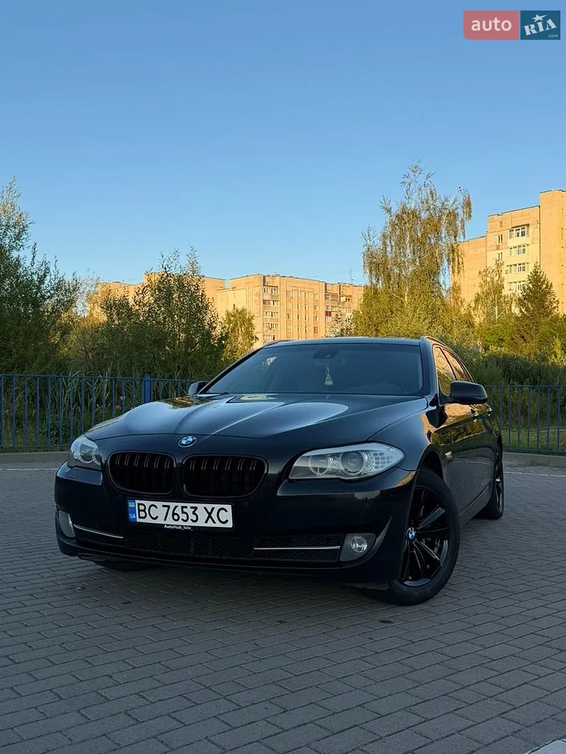 2011 BMW 5er - мініатюра 2