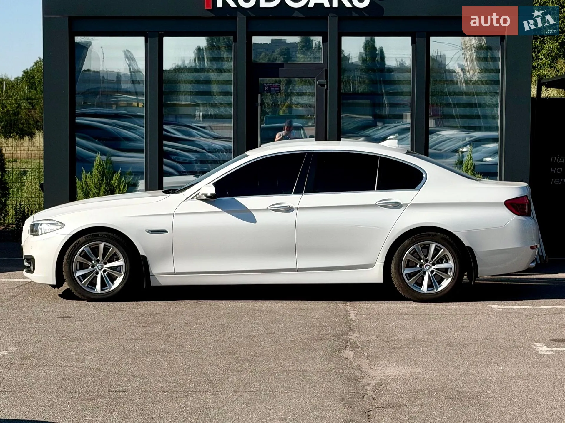 2016 BMW 5er - мініатюра 3