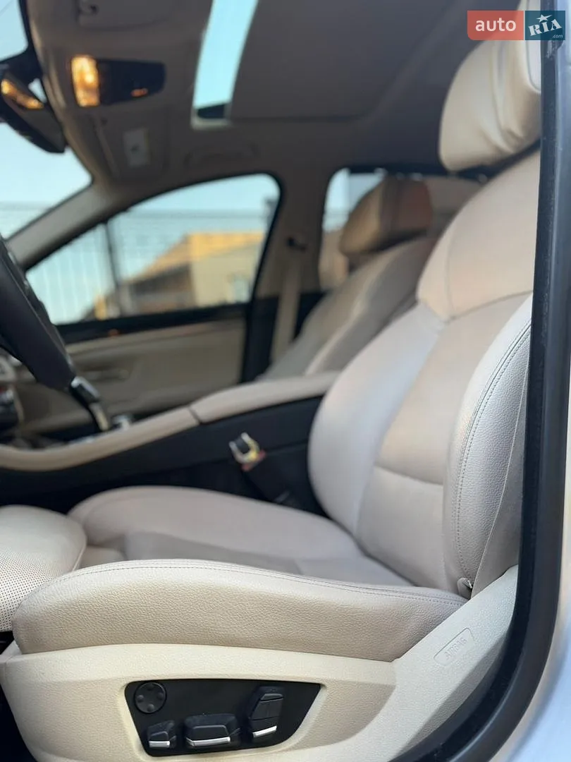 2011 BMW 5er - мініатюра 27