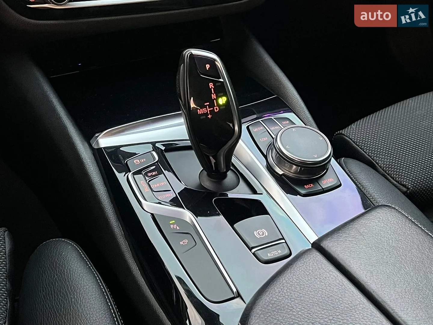 2017 BMW 5er - мініатюра 38