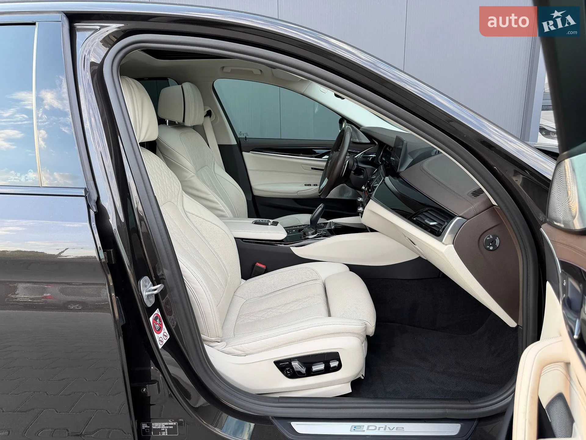 2017 BMW 5er - мініатюра 20
