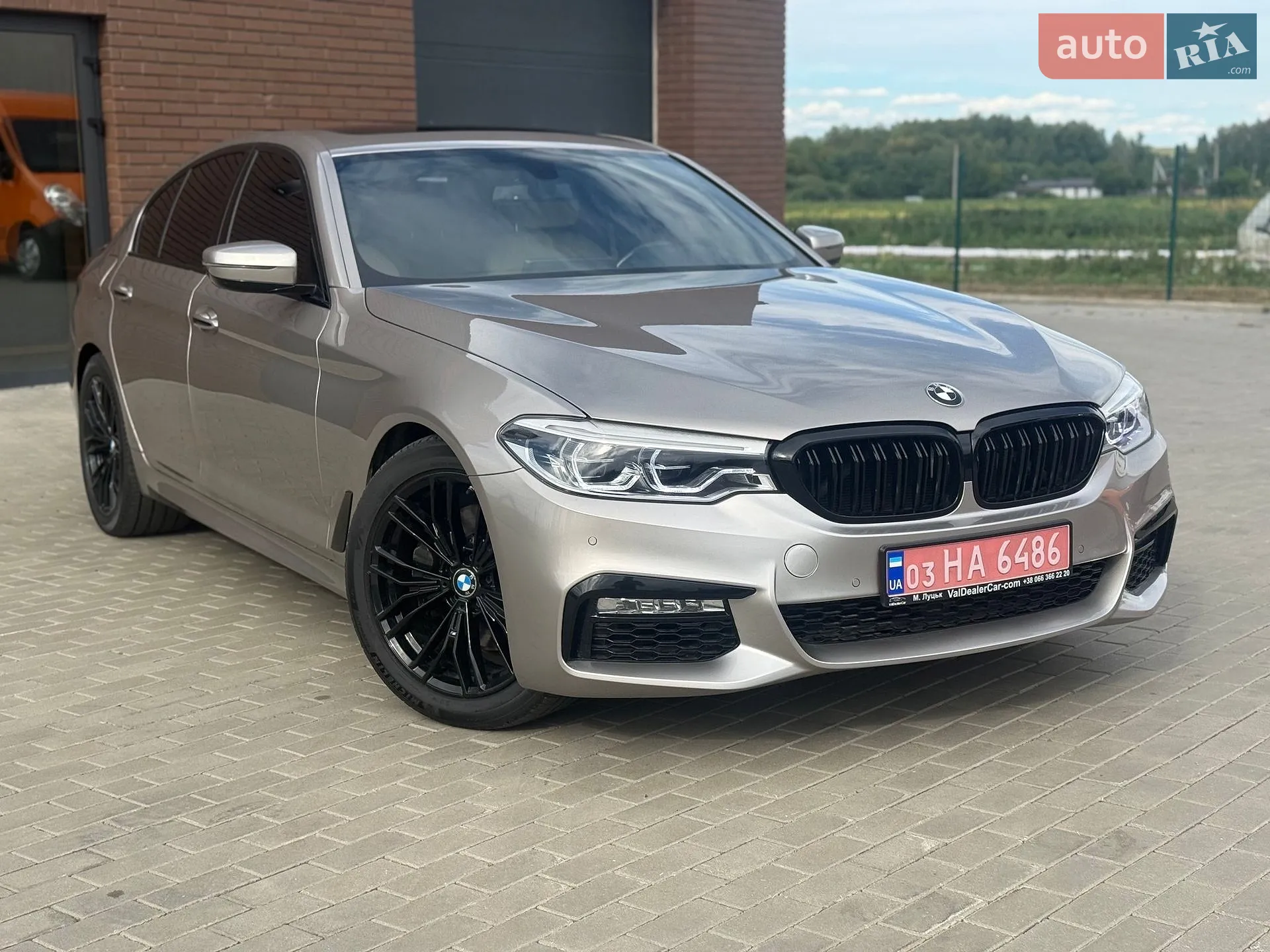 2017 BMW 5er - мініатюра 3