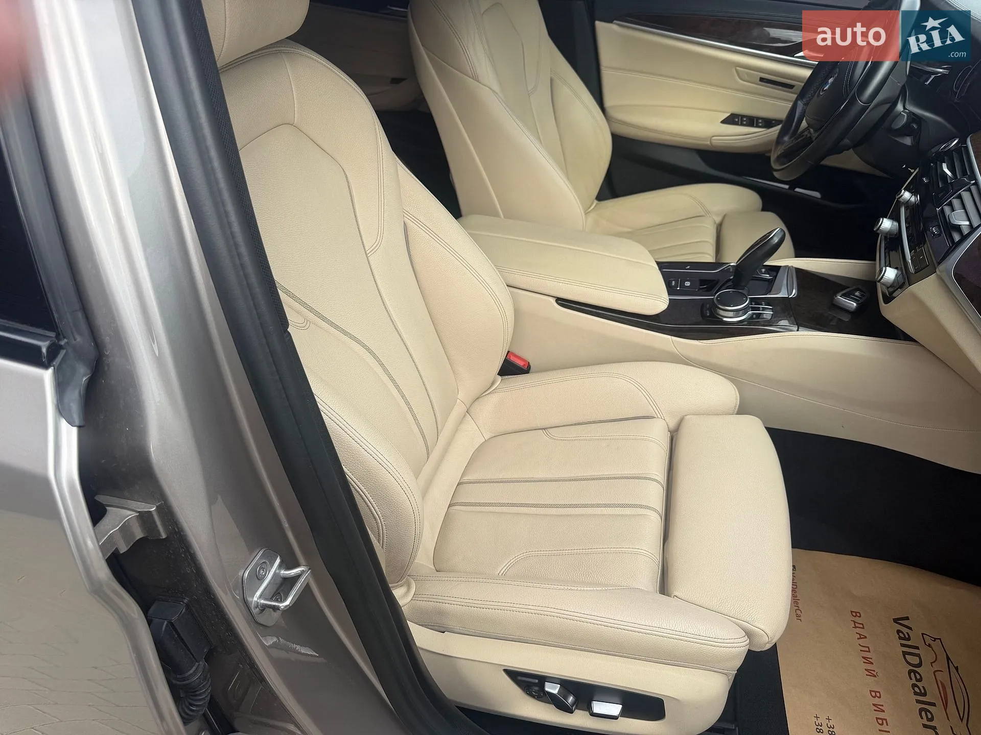 2017 BMW 5er - мініатюра 15