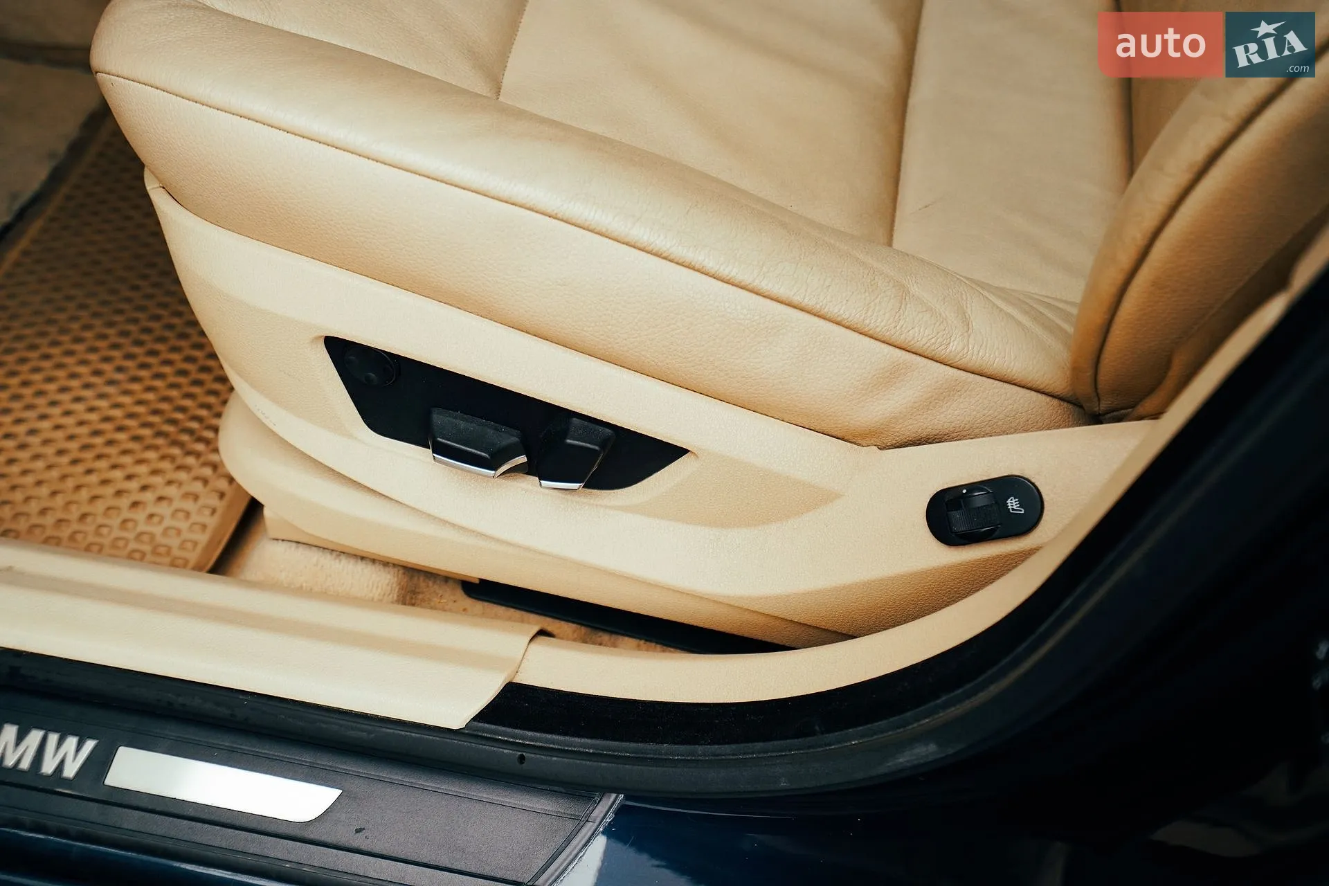 2010 BMW 5er - мініатюра 29