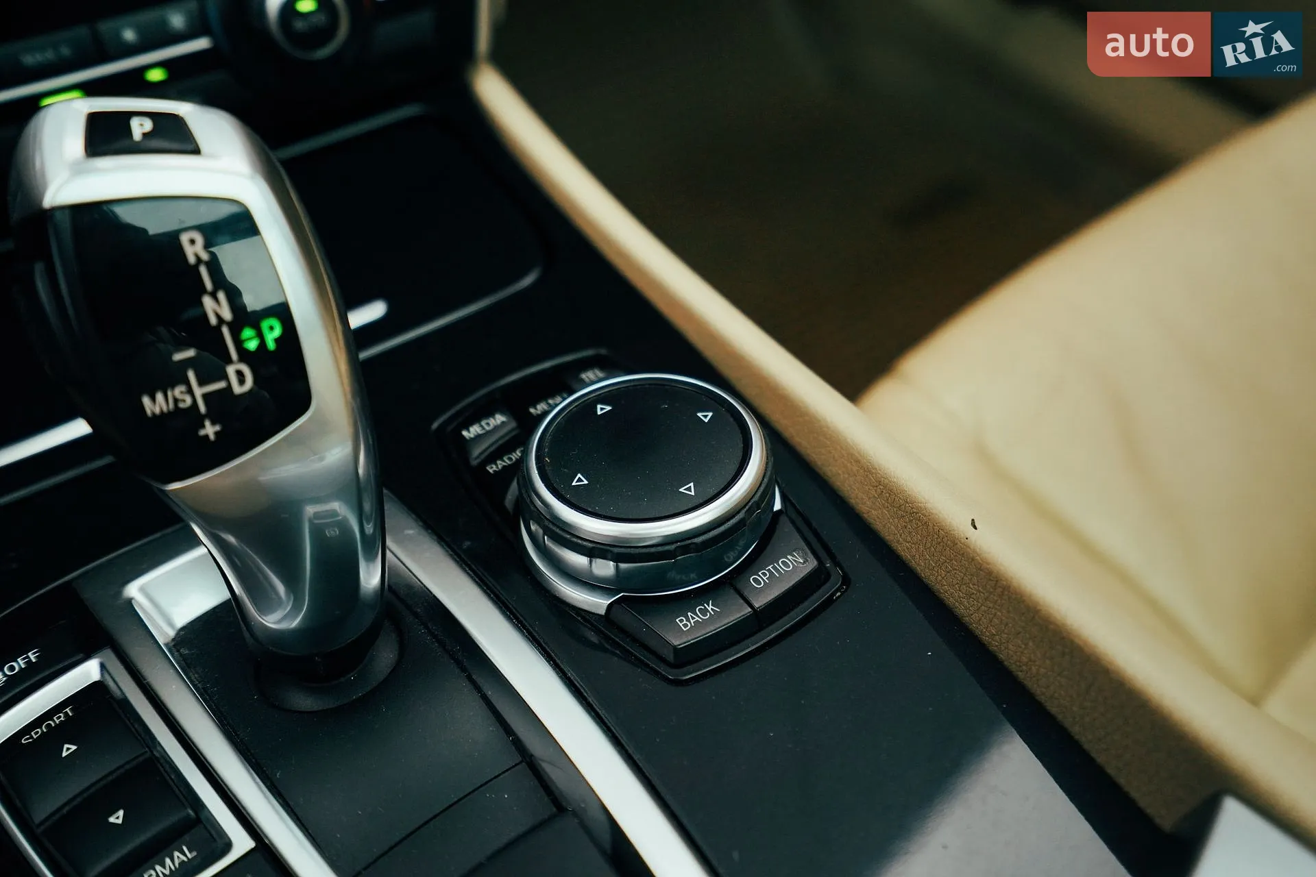2010 BMW 5er - мініатюра 50