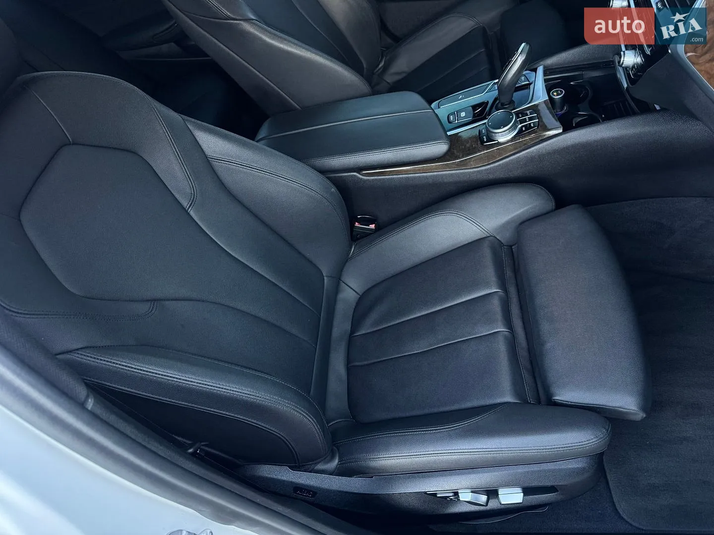 2017 BMW 5er - мініатюра 38