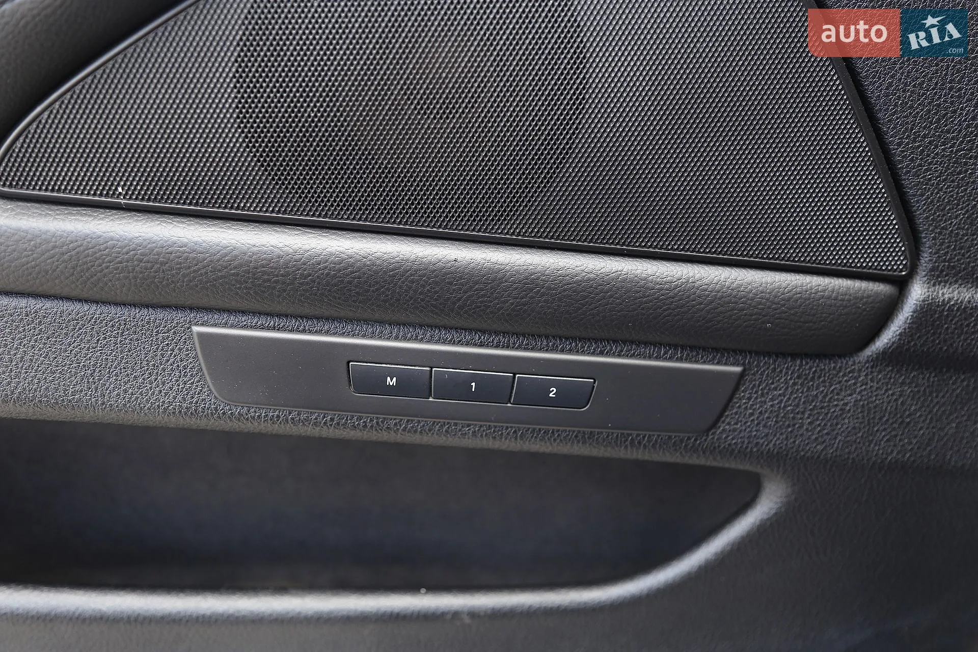 2012 BMW 5er - мініатюра 26