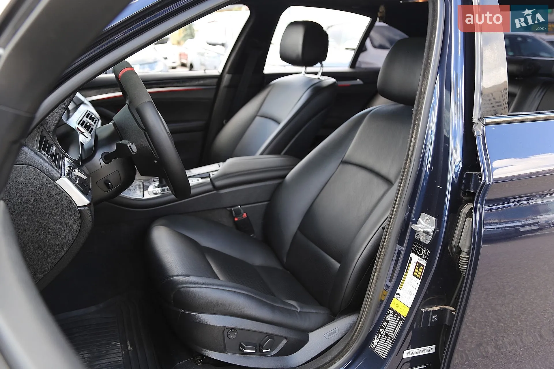 2012 BMW 5er - мініатюра 9
