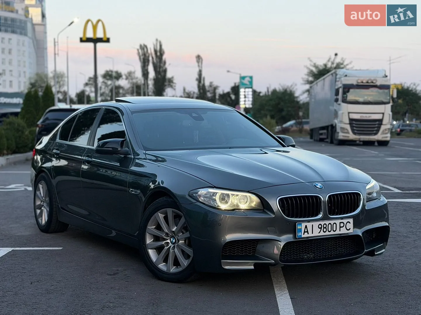 2014 BMW 5er - мініатюра 2