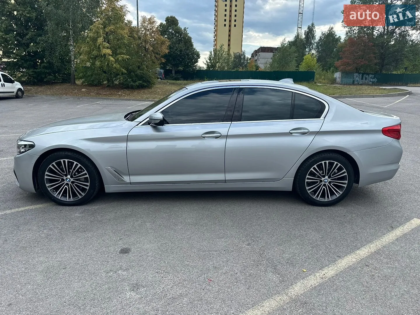 2017 BMW 5er - мініатюра 16