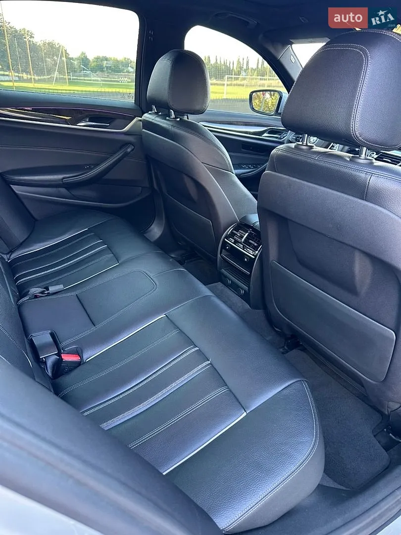 2017 BMW 5er - мініатюра 31