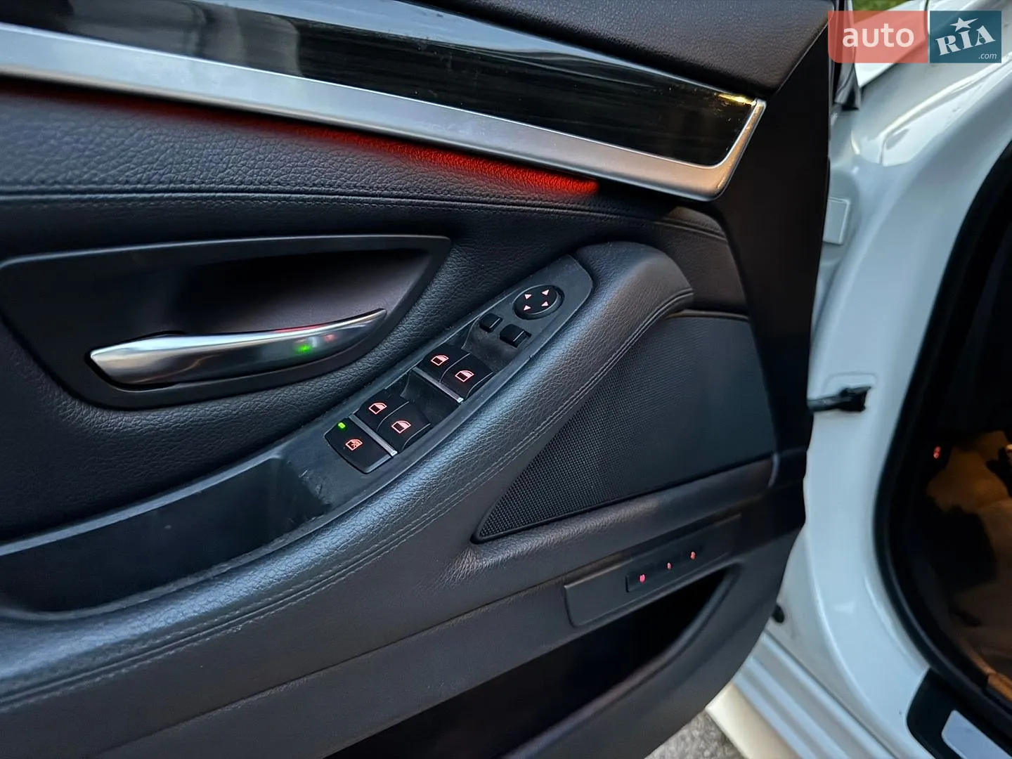 2012 BMW 5er - мініатюра 16