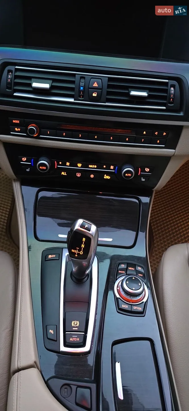 2010 BMW 5er - мініатюра 35