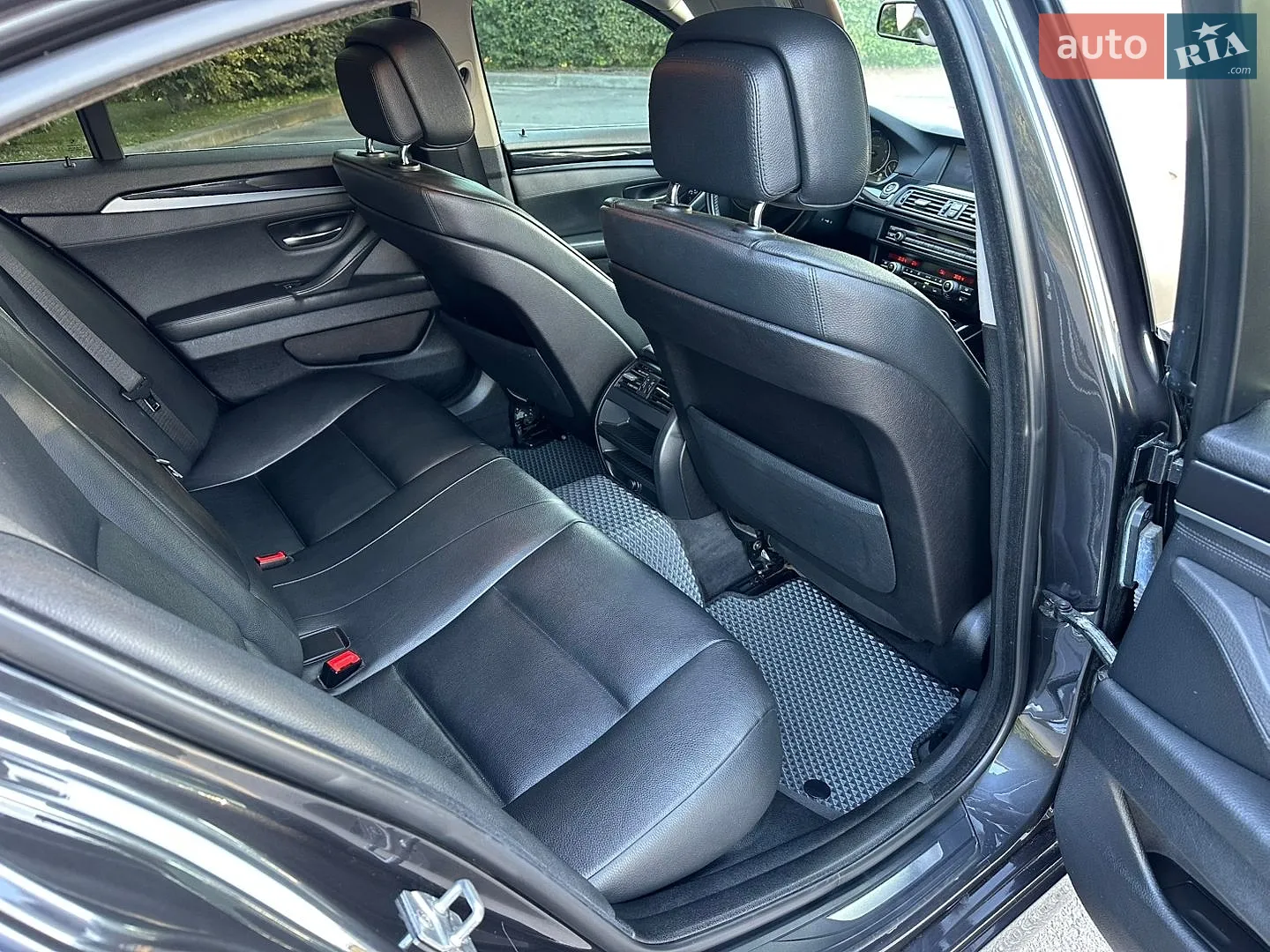 2011 BMW 5er - мініатюра 20