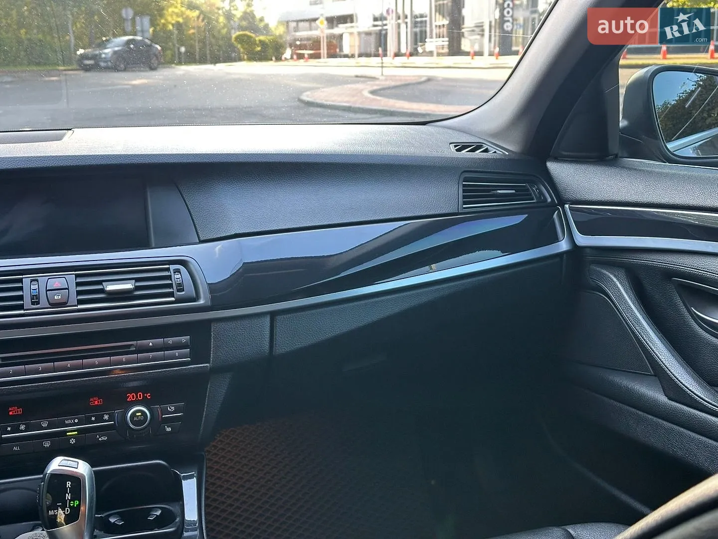 2011 BMW 5er - мініатюра 28