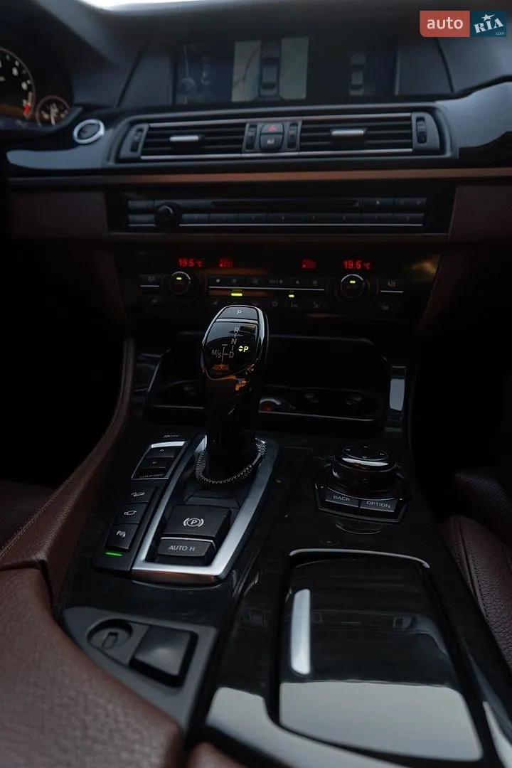 2012 BMW 5er - мініатюра 39
