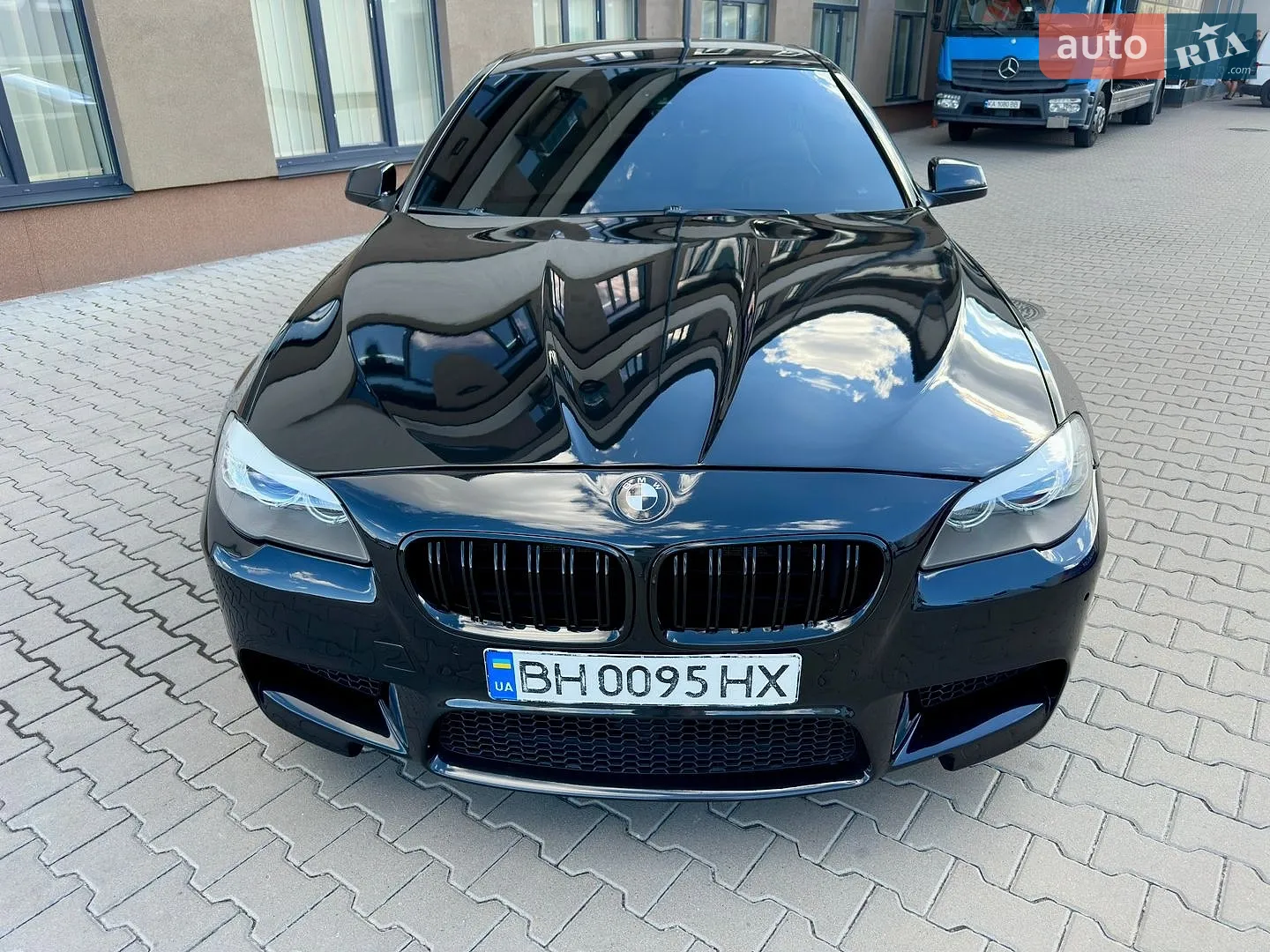 2012 BMW 5er - мініатюра 3