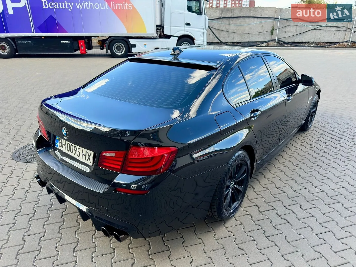 2012 BMW 5er - мініатюра 8