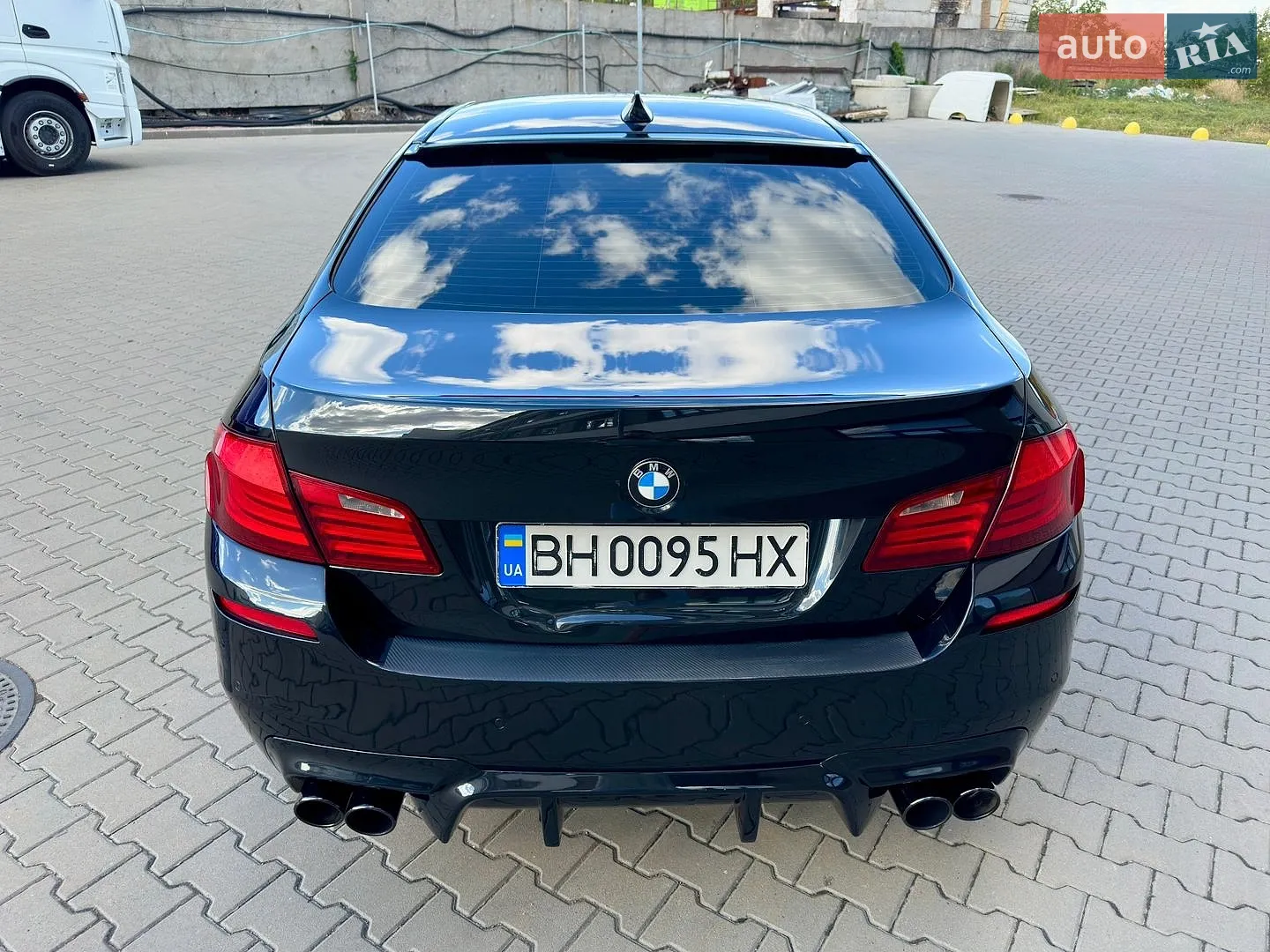 2012 BMW 5er - мініатюра 9