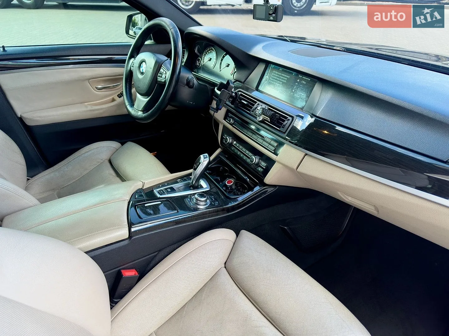 2012 BMW 5er - мініатюра 17