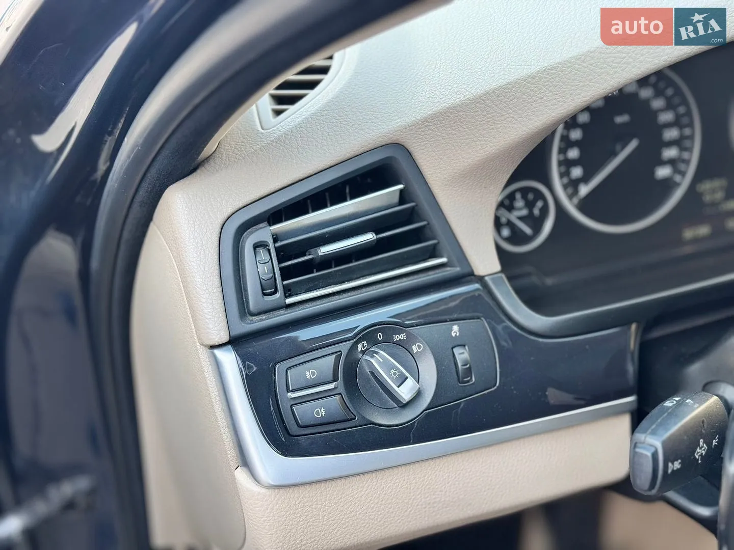 2012 BMW 5er - мініатюра 13