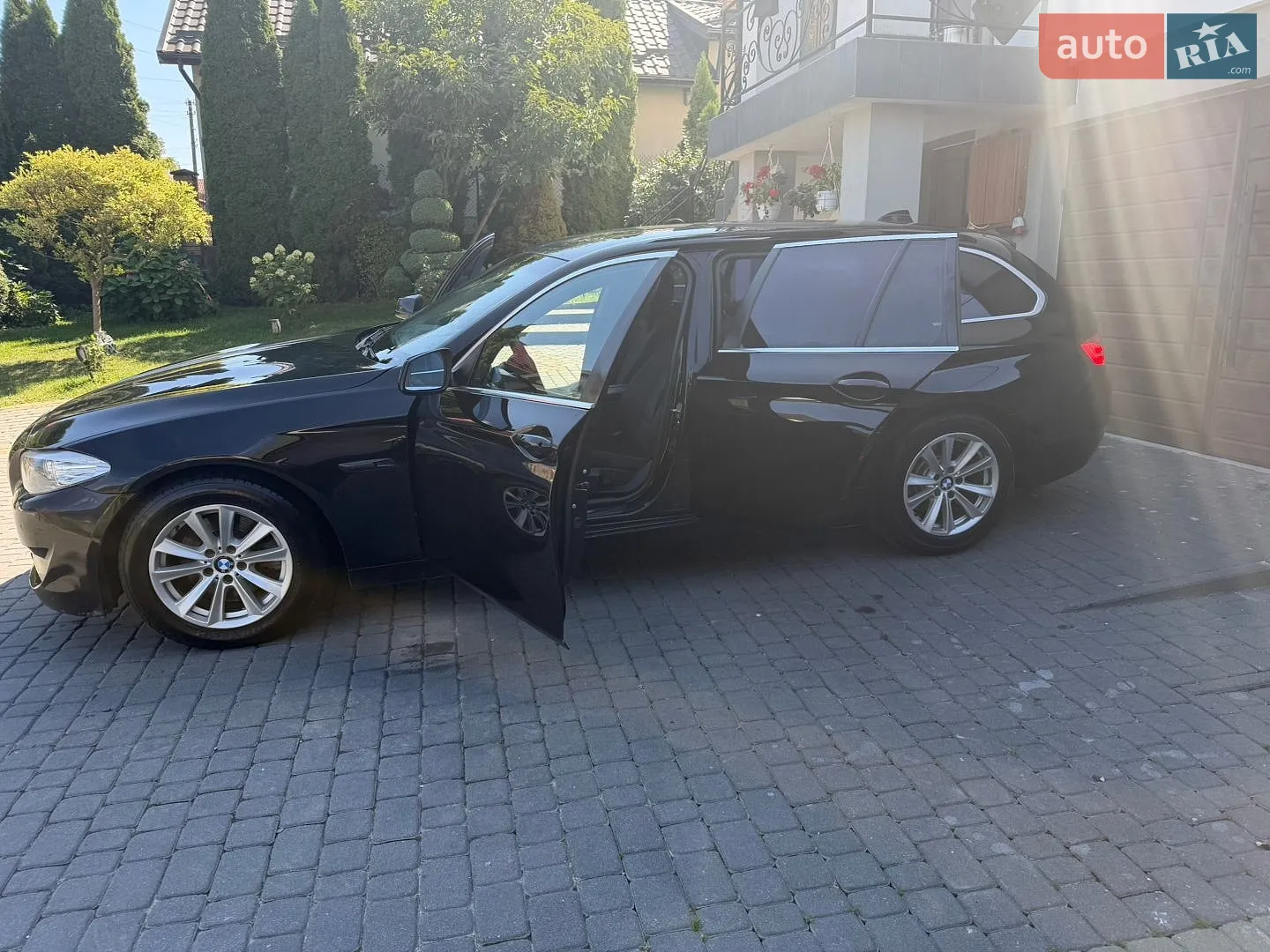 2010 BMW 5er - мініатюра 14