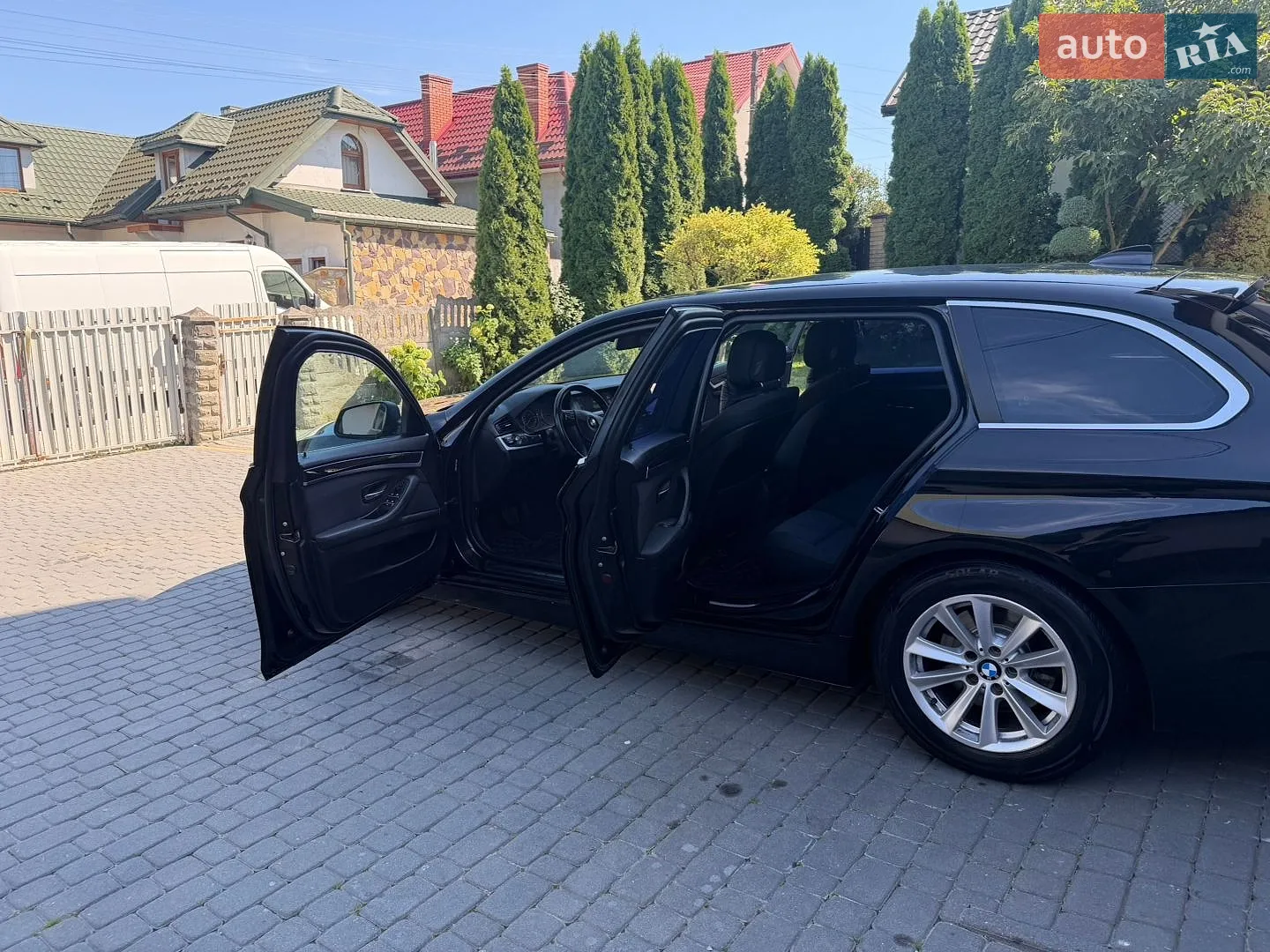 2010 BMW 5er - мініатюра 15