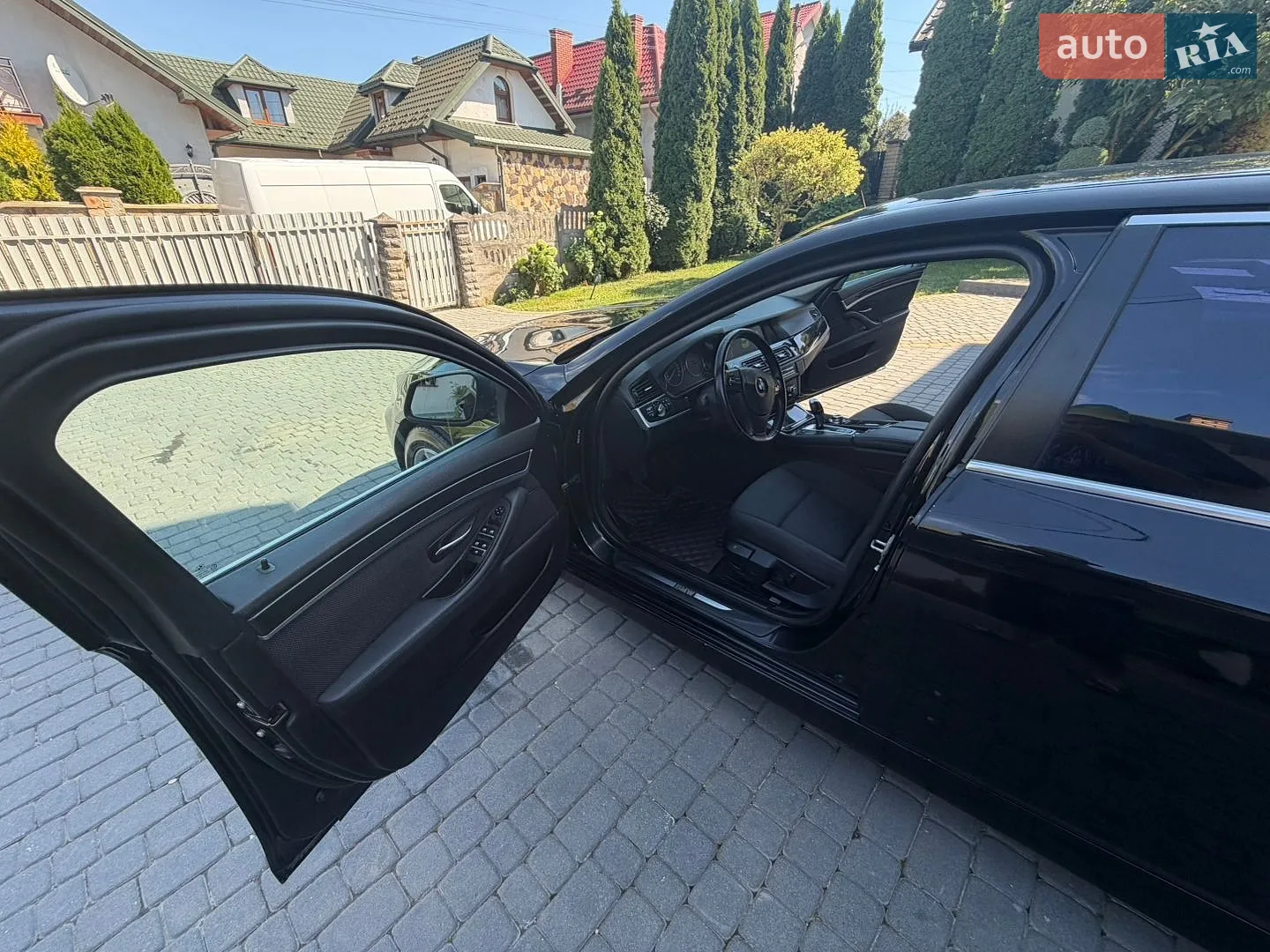 2010 BMW 5er - мініатюра 20