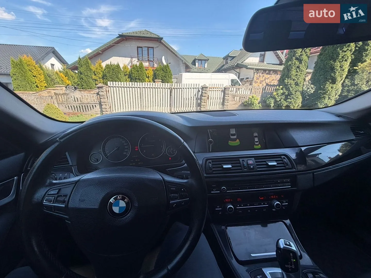 2010 BMW 5er - мініатюра 33