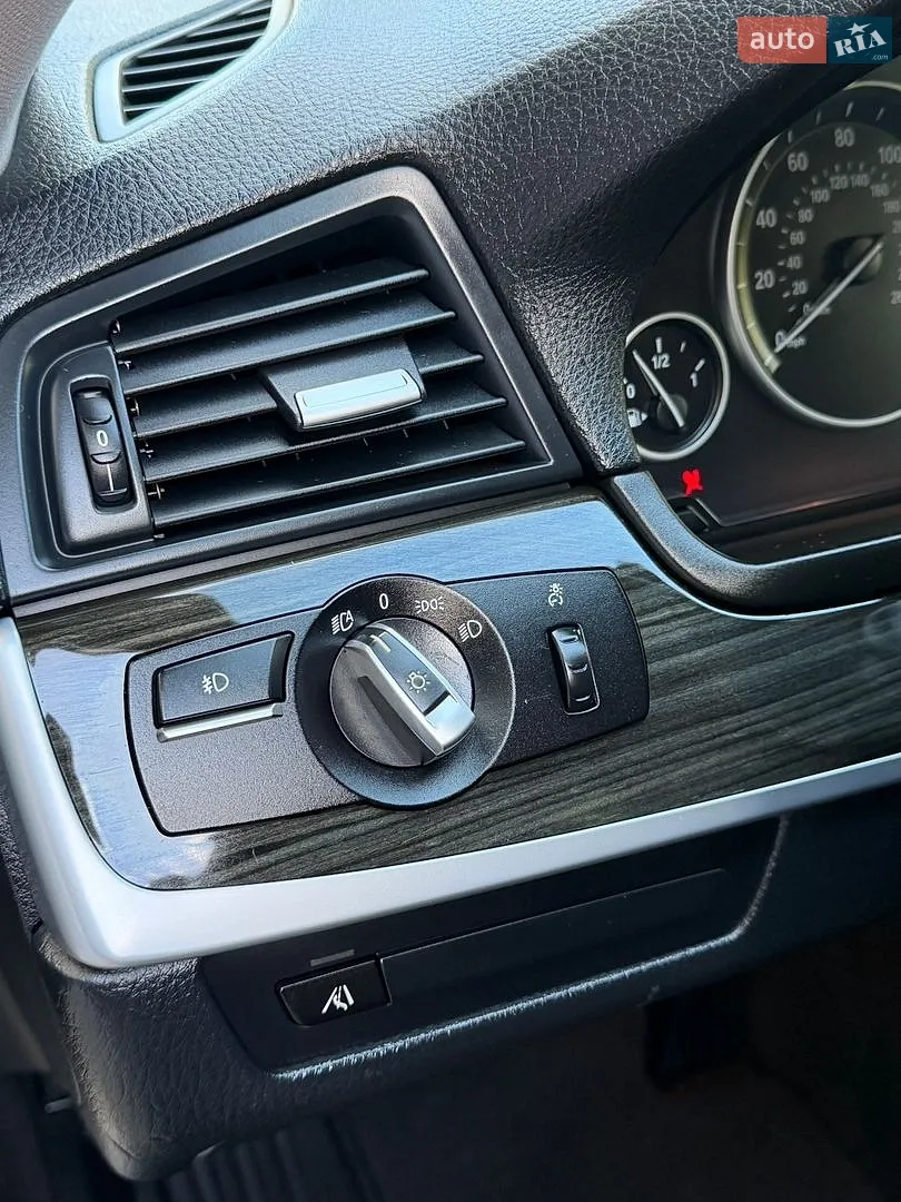 2013 BMW 5er - мініатюра 14