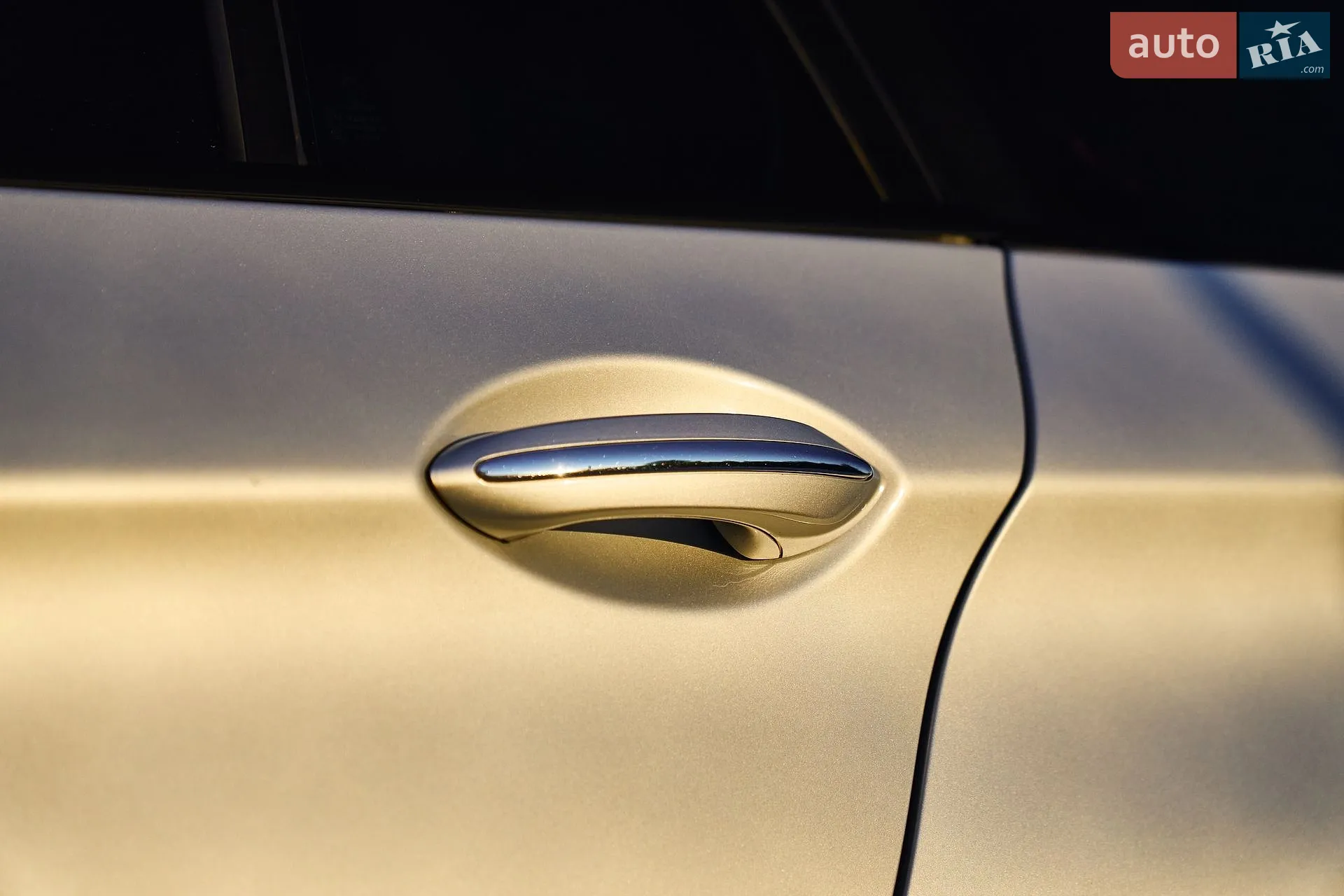 2010 BMW 5er - мініатюра 10