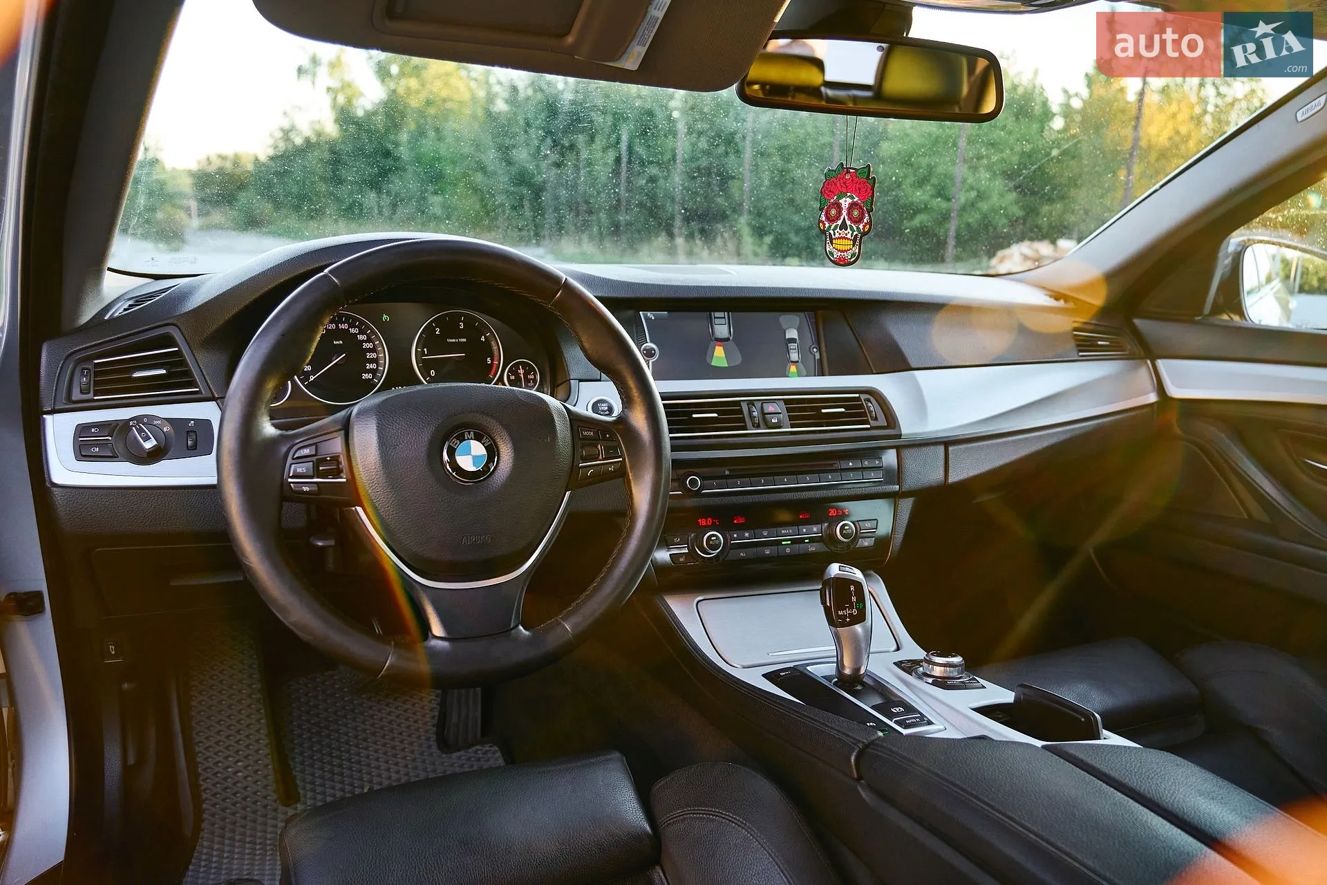 2010 BMW 5er - мініатюра 13