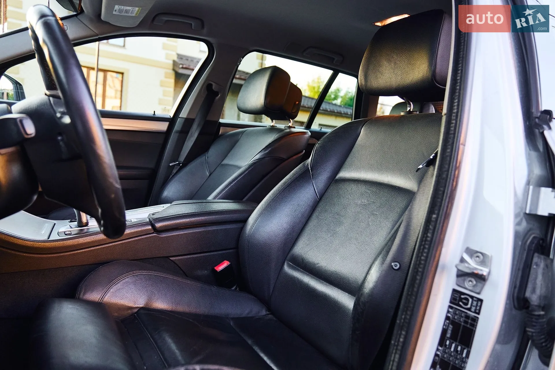 2010 BMW 5er - мініатюра 19