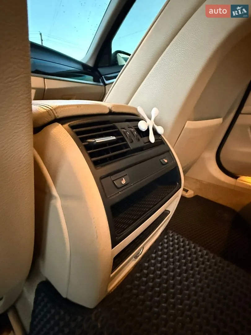 2013 BMW 5er - мініатюра 18