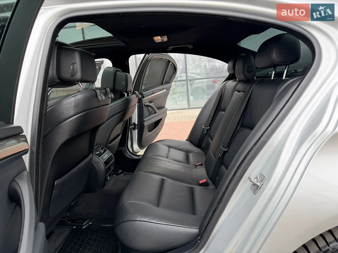 2010 BMW 5er - мініатюра 29