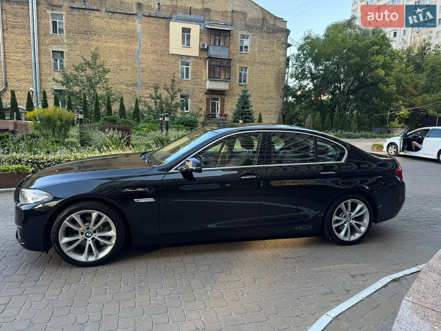 2015 BMW 5er - мініатюра 3