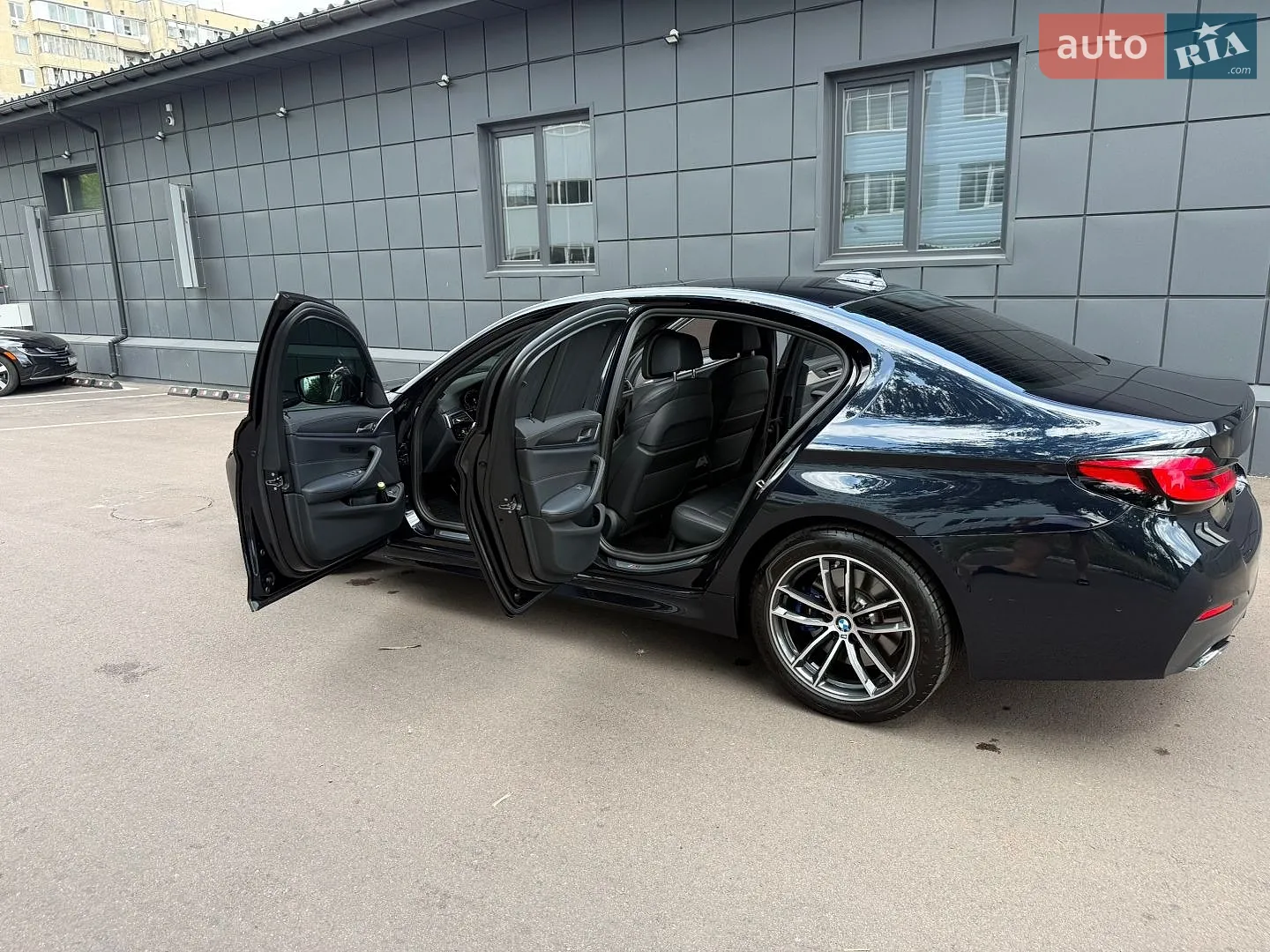 2023 BMW 5er - мініатюра 10