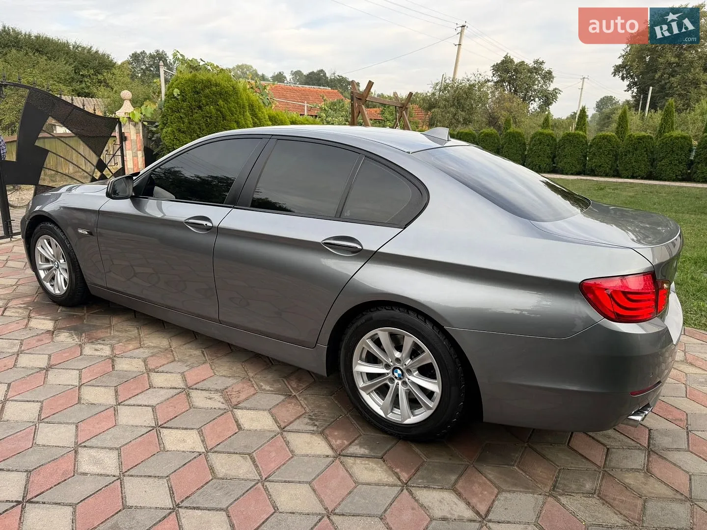 2011 BMW 5er - мініатюра 22